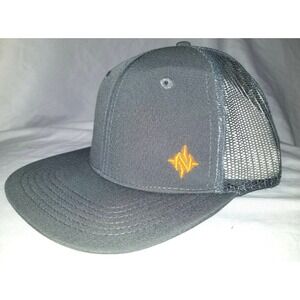 Nomad Outdoors Gray Flat Bill Hunting Snapback Trucker Hat Cap OSFM‎ NEW